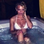 @reneewillett's profile picture on influence.co