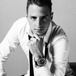 @santiagoarias13's profile picture on influence.co