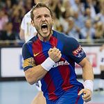 @victortomas8's profile picture on influence.co