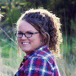 @littleglassjarblog's profile picture on influence.co