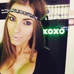 @adriannapindara's profile picture on influence.co