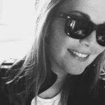 @yiv's profile picture on influence.co