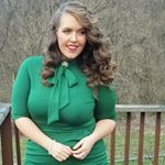 @hollylindsey_'s profile picture on influence.co