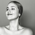 @alziur's profile picture on influence.co