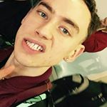 @ollyismybae's profile picture on influence.co