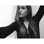 @carmensandr's profile picture on influence.co