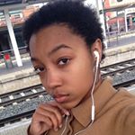 @andreacannadas's profile picture on influence.co