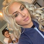 @diannadahlgren's profile picture on influence.co