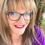 @juliejordanscott's profile picture on influence.co