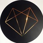 @foxandhoundlashes's profile picture on influence.co