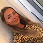 @juliekriegler's profile picture on influence.co