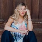 @paomenossi's profile picture on influence.co