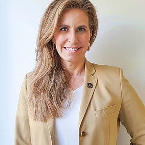 @martalicer's profile picture on influence.co