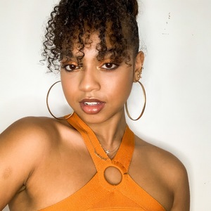 @menkhaallure's profile picture on influence.co