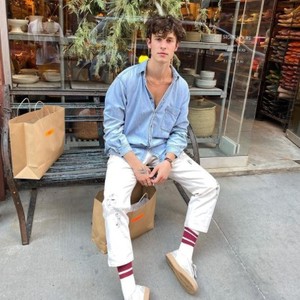 @aherayofficial's profile picture on influence.co