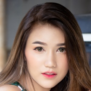 @lexiholly317's profile picture on influence.co