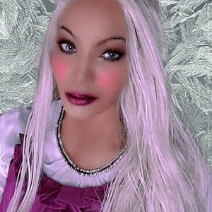 @adinazenobiacleopatra's profile picture on influence.co