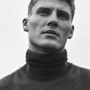 @roderickmaddox's profile picture on influence.co