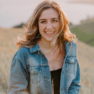 @delilahacosta's profile picture on influence.co