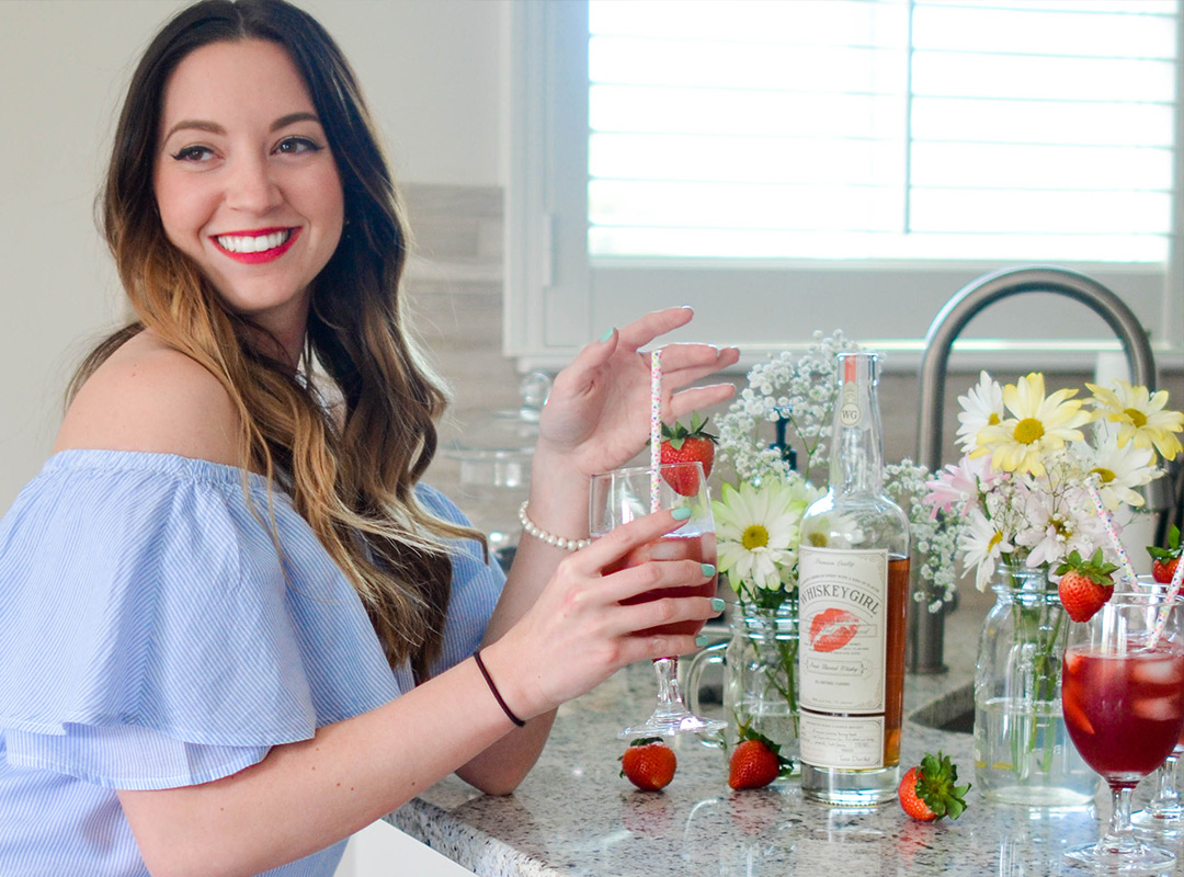 @sarakauten's cover photo for 'Peach Hula Cocktail ft. Whiskey Girl! | Sweet Serendipity'