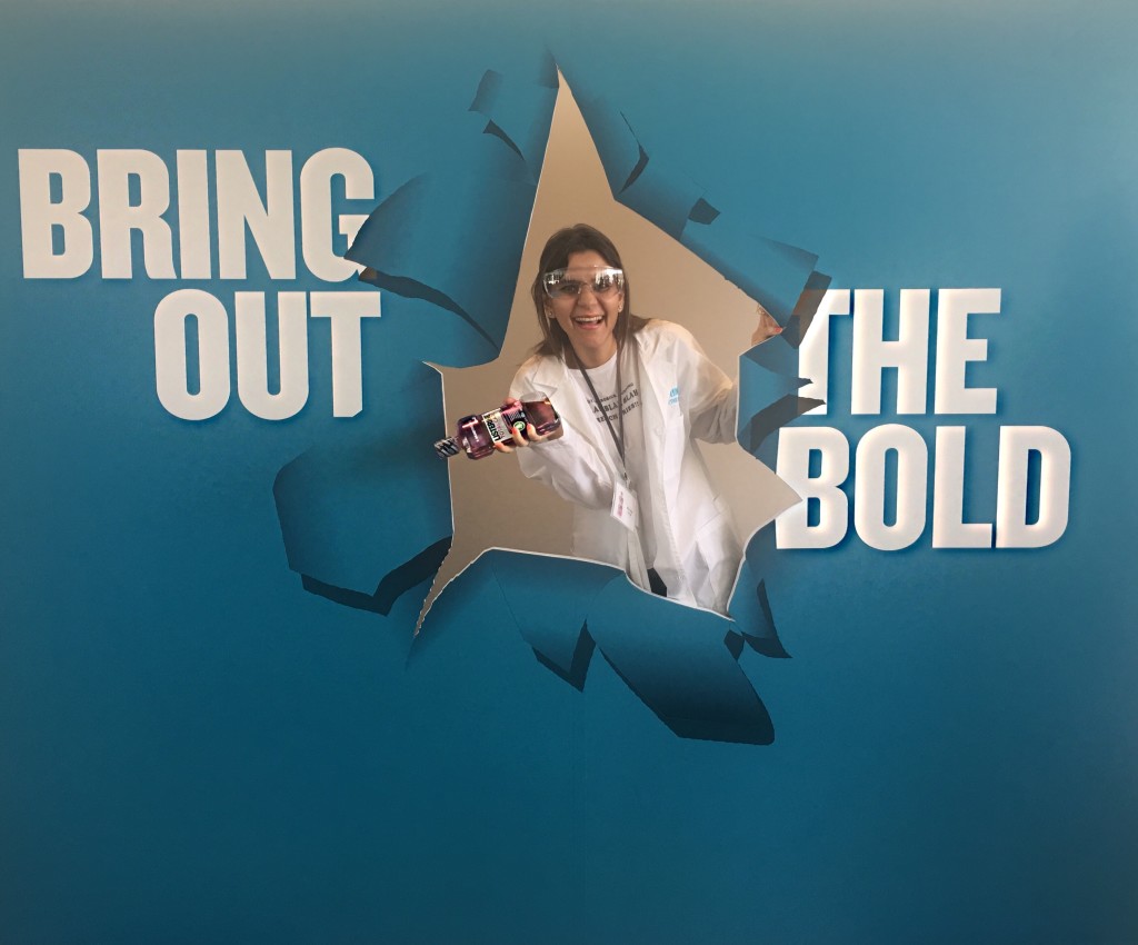 @alleygirl's cover photo for 'One Very Bold Lab Day with LISTERINE® ~ Fashion Meets Technology'